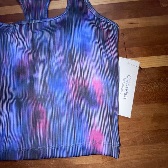 Calvin Klein Women's Low Impact Crop Top - Blur Movement Lotus XS - Picture 2 of 8